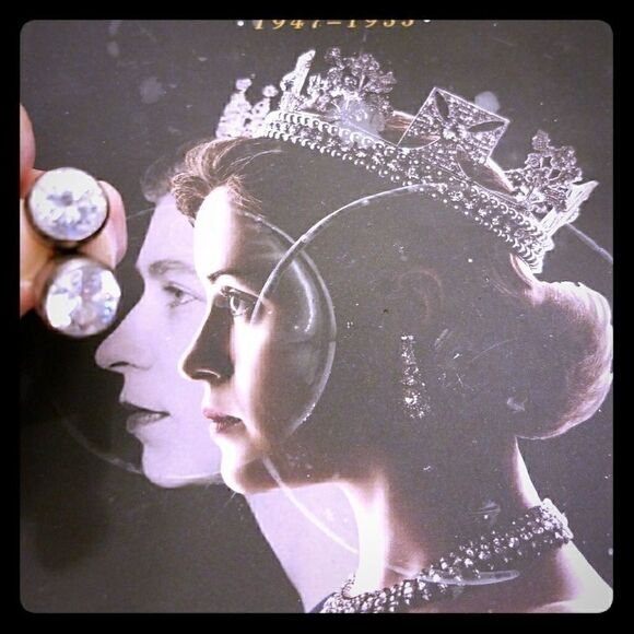 FIT FOR A QUEEN CUBIC ZIRCONIUM STUDS - Picture 1 of 1
